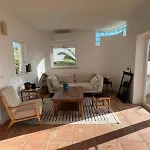 Casa Escadinhas 布德恩斯